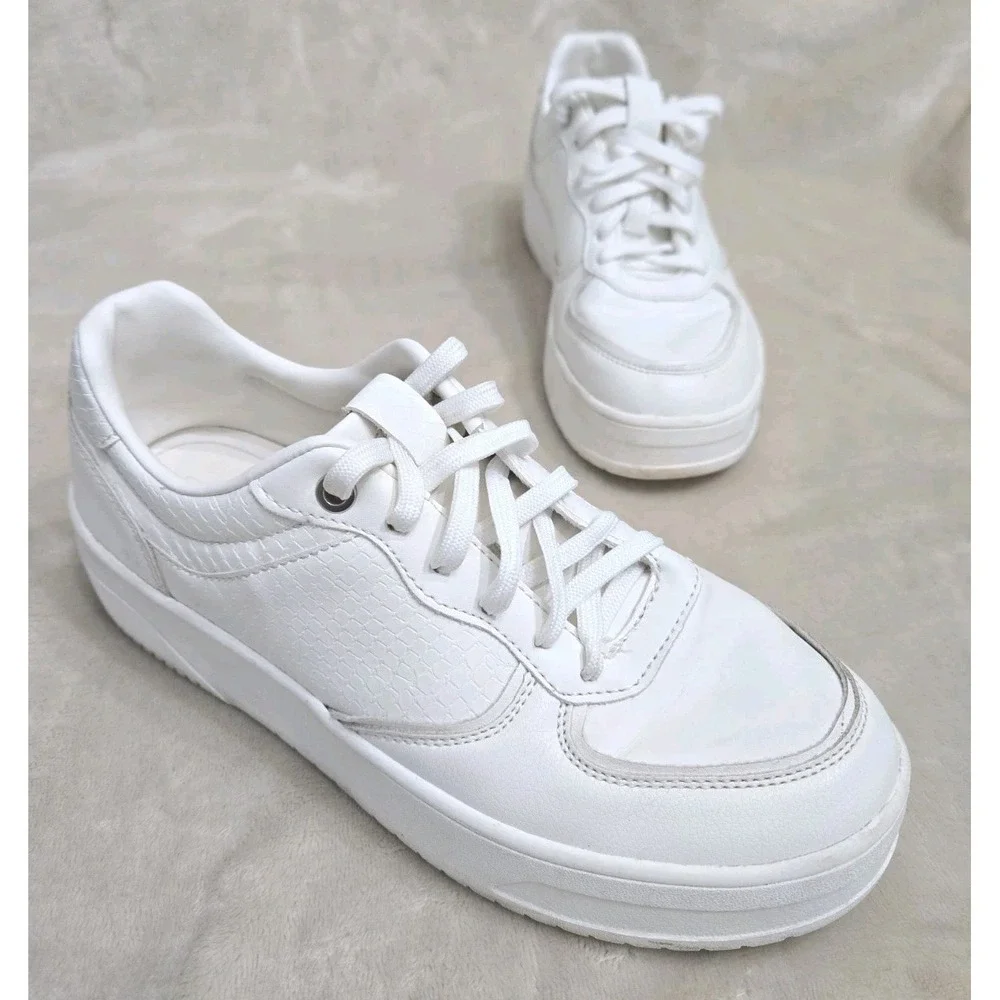 Zara White Sneakers Low Top Minimal Clean Aesthetic Casual Shoes Womens‎ Sz 38